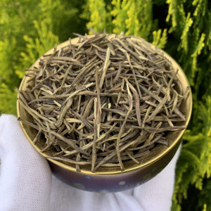  Желтый чай Инь Чжень - Серебряные иглы с горы Цзюнь Шань 100 г